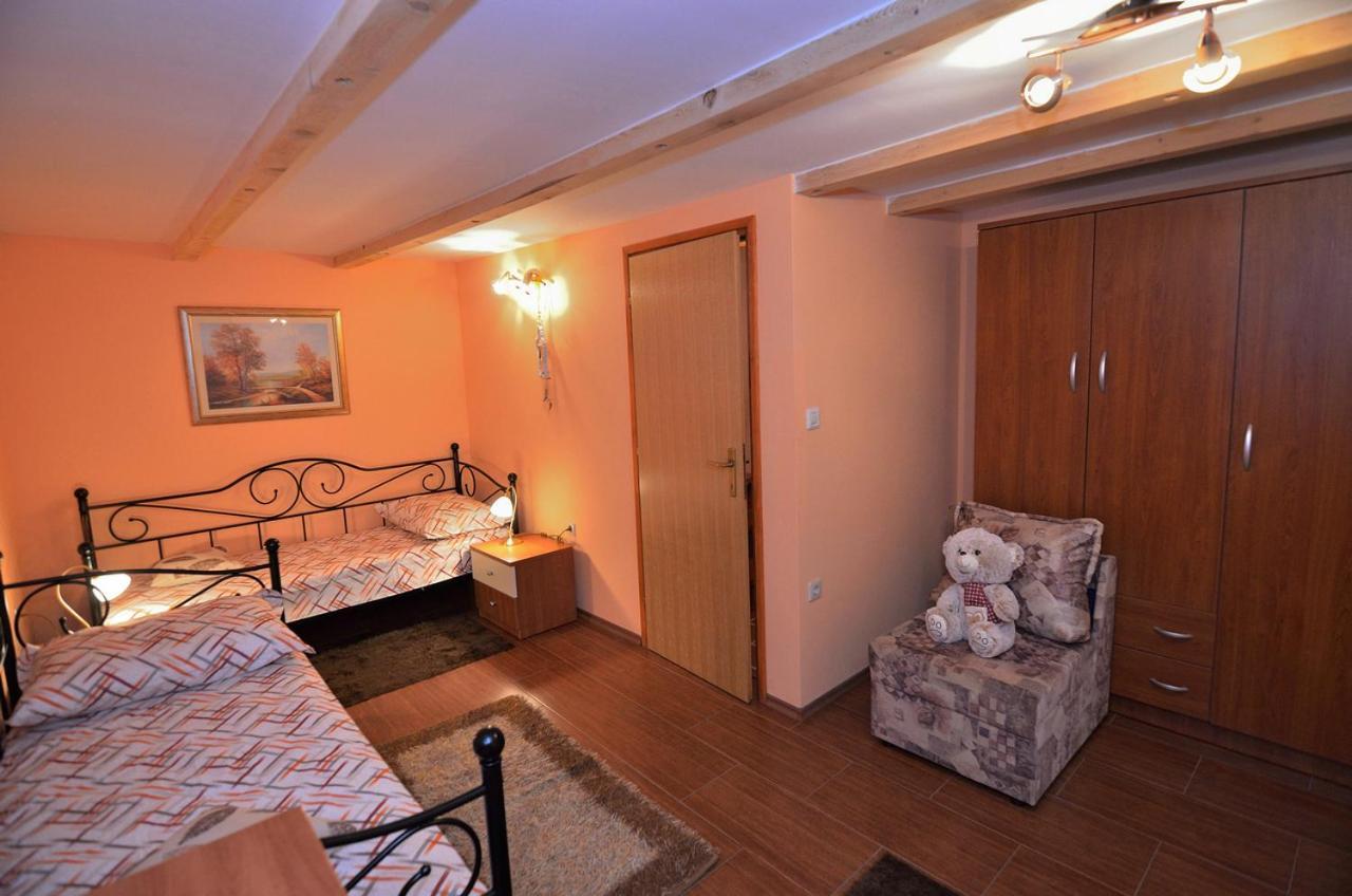 House Tihana Donje Selo na Šolti Exterior foto